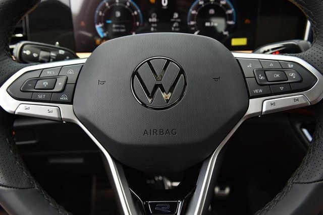 2026 Volkswagen Tiguan 2.0T SEL R-Line