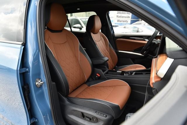 2026 Volkswagen Tiguan 2.0T SEL R-Line