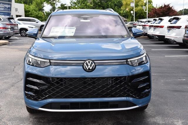 2026 Volkswagen Tiguan 2.0T SEL R-Line
