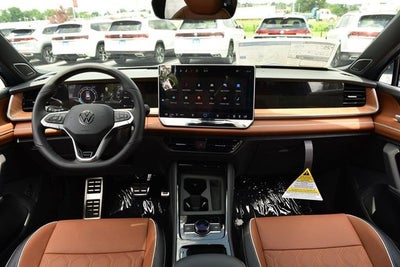 2026 Volkswagen Tiguan 2.0T SEL R-Line