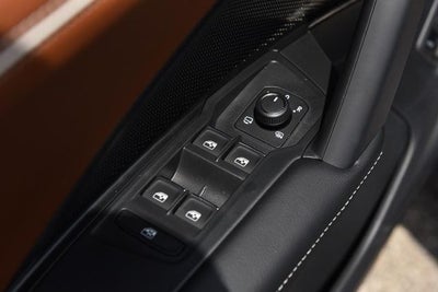 2026 Volkswagen Tiguan 2.0T SEL R-Line