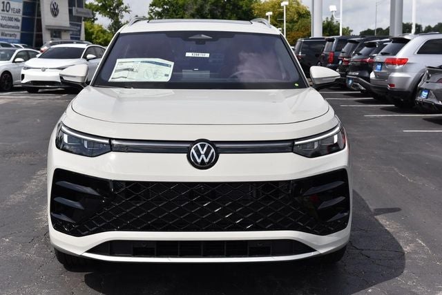 2026 Volkswagen Tiguan 2.0T SEL R-Line Turbo
