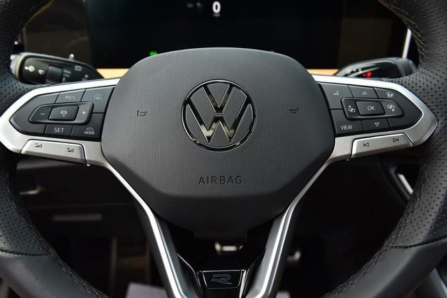 2026 Volkswagen Tiguan 2.0T SEL R-Line Turbo