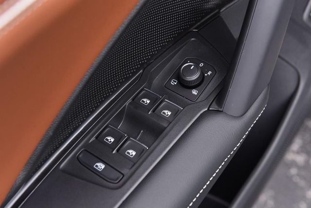 2026 Volkswagen Tiguan 2.0T SEL R-Line Turbo
