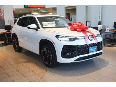 2026 Volkswagen Tiguan 2.0T SEL R-Line Turbo