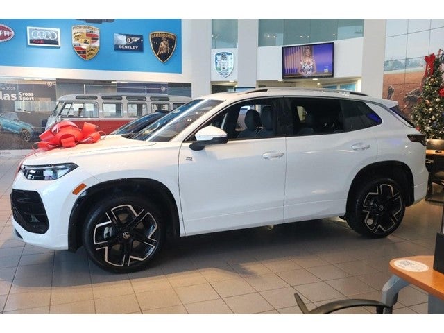 2026 Volkswagen Tiguan 2.0T SEL R-Line Turbo