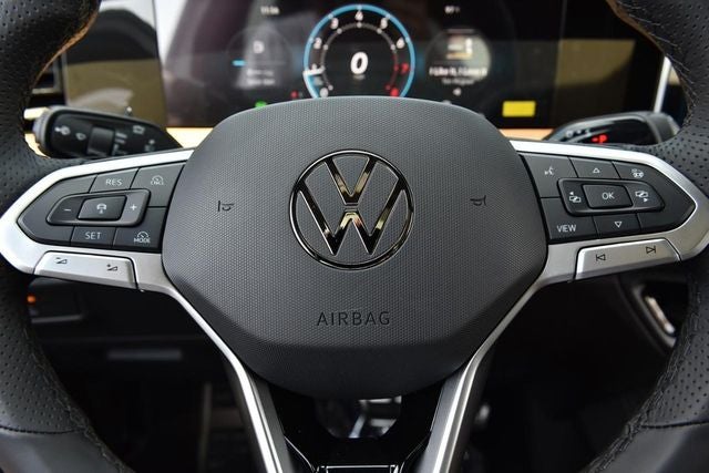 2026 Volkswagen Tiguan 2.0T SEL R-Line Turbo