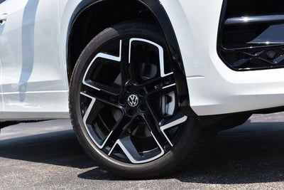 2026 Volkswagen Tiguan 2.0T SEL R-Line Turbo