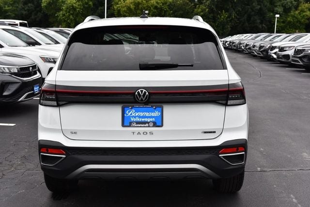 2025 Volkswagen Taos 1.5T SE