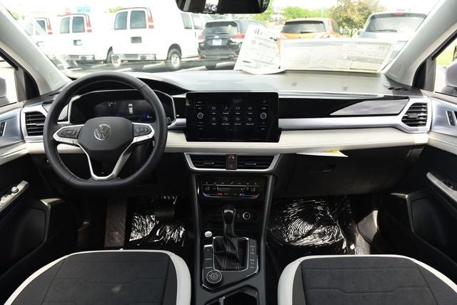 2026 Volkswagen Taos 1.5T SE