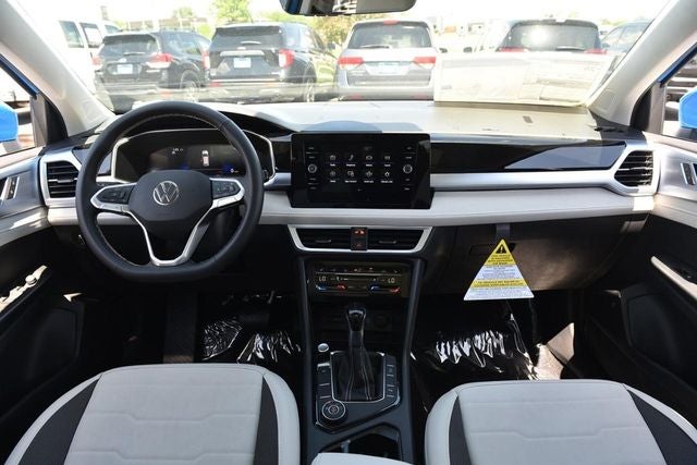 2026 Volkswagen Taos 1.5T SE