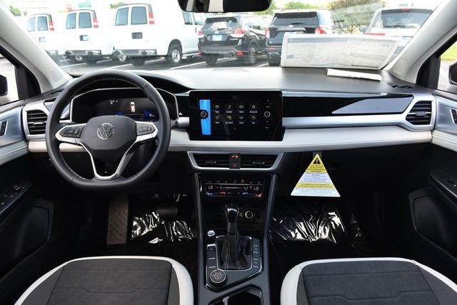 2026 Volkswagen Taos 1.5T SE