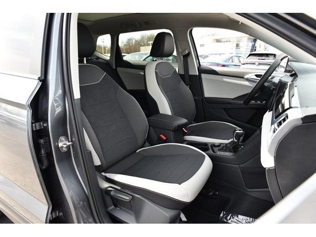 2026 Volkswagen Taos SE 4MOTION