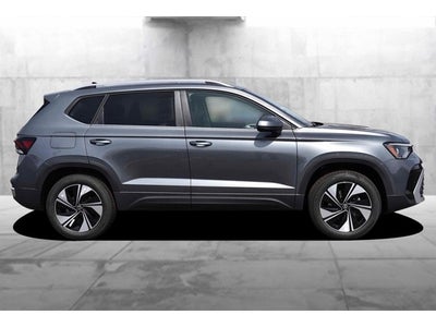 2026 Volkswagen Taos SE 4MOTION