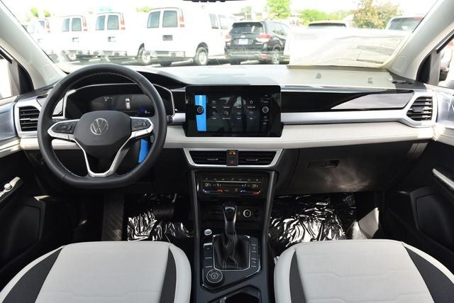 2026 Volkswagen Taos 1.5T SE