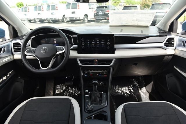 2026 Volkswagen Taos 1.5T SE