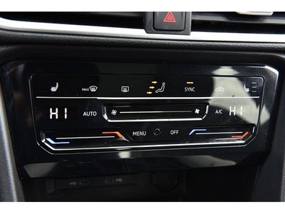 2025 Volkswagen Taos SE