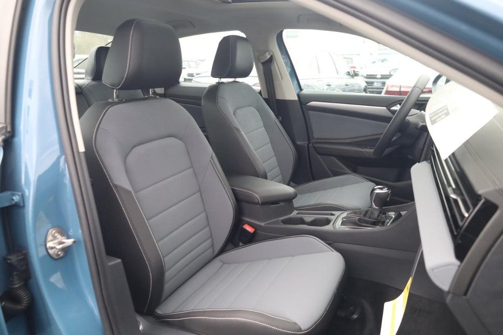 2026 Volkswagen Jetta SE Auto