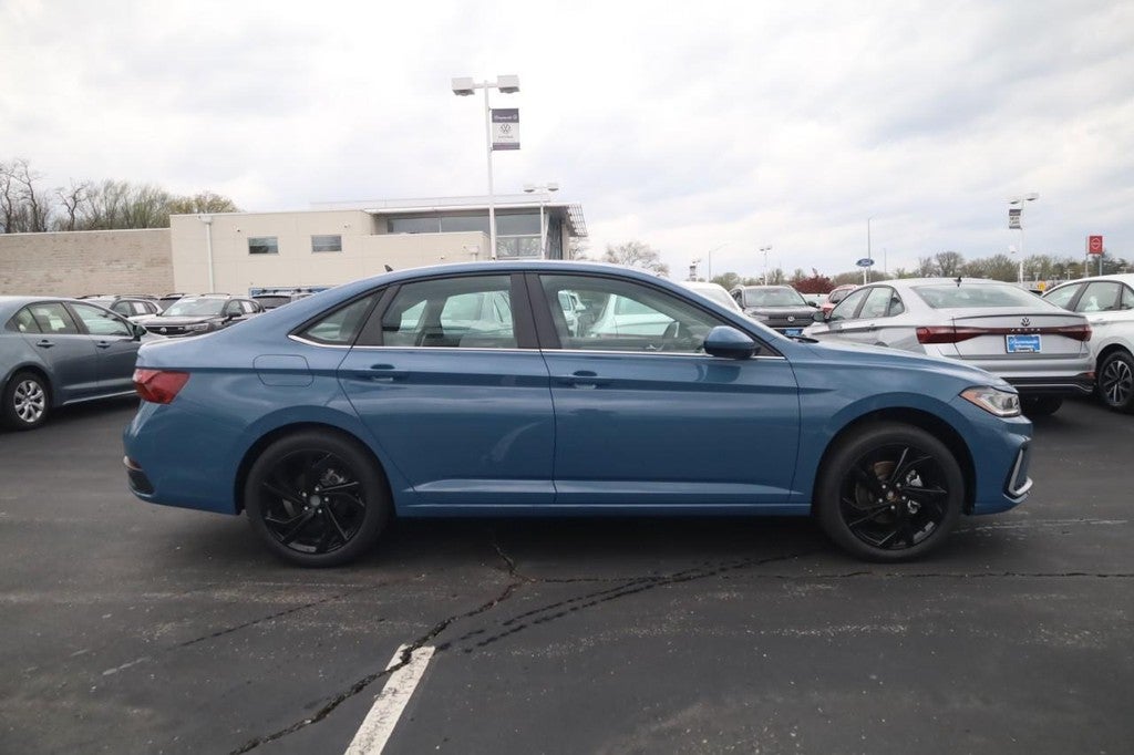 2026 Volkswagen Jetta SE Auto