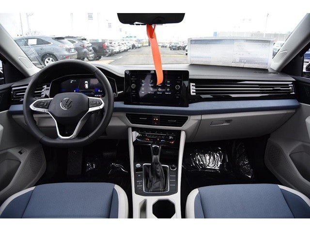 2026 Volkswagen Jetta SE Auto