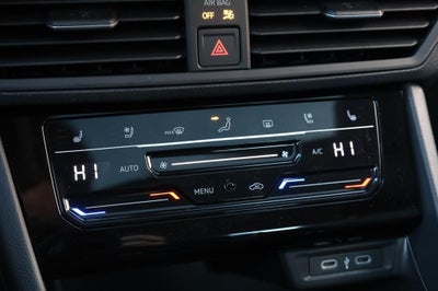 2026 Volkswagen Jetta SEL Auto