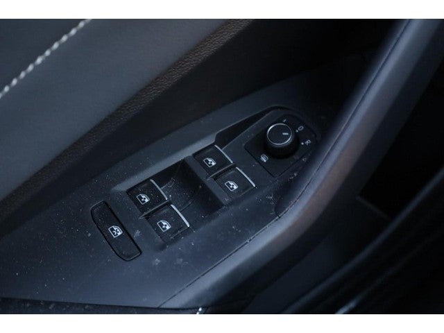 2026 Volkswagen Jetta SEL Auto