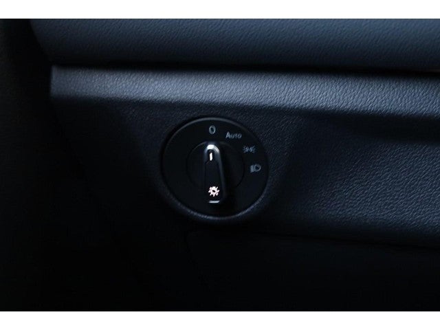 2026 Volkswagen Jetta SEL Auto