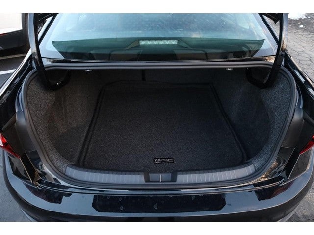 2026 Volkswagen Jetta SEL Auto