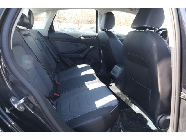 2026 Volkswagen Jetta SEL Auto