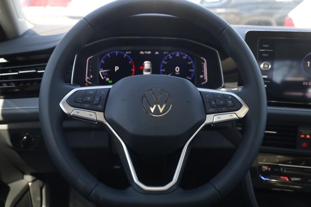 2026 Volkswagen Jetta SEL Auto