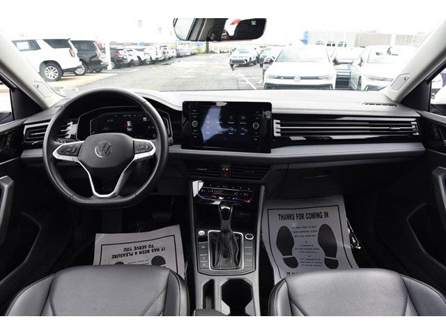 2025 Volkswagen Jetta SEL