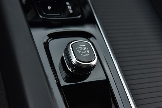 2025 Volvo S60 B5 Core