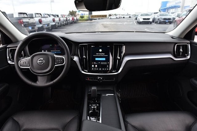 2025 Volvo S60 B5 Core