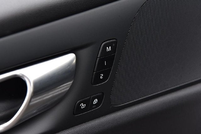 2025 Volvo S60 B5 Core