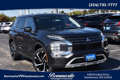 2024 Mitsubishi Outlander SE