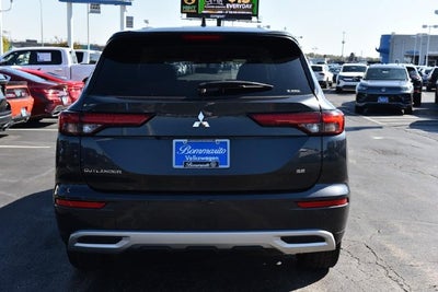 2024 Mitsubishi Outlander SE