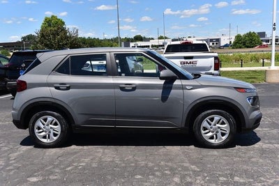 2021 Hyundai Venue SE