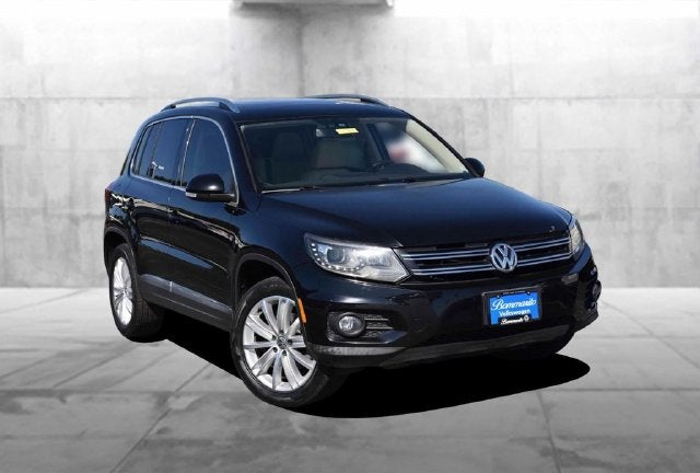 Used 2016 Volkswagen Tiguan S with VIN WVGAV7AX8GW509699 for sale in Hazelwood, MO
