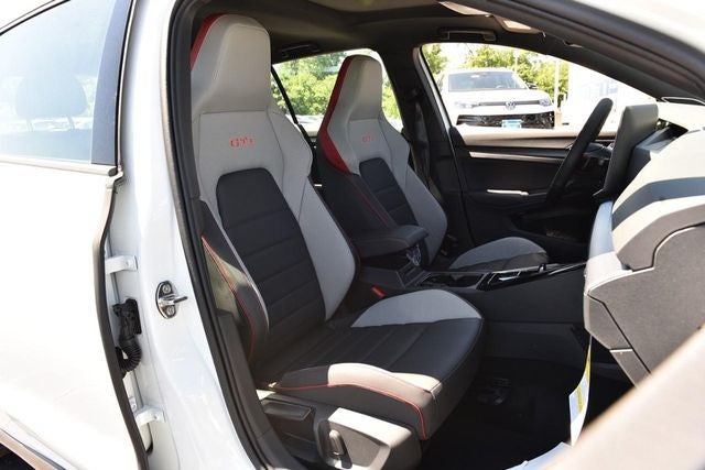 2026 Volkswagen Golf GTI 2.0T SE