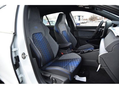 2026 Volkswagen Golf R 2.0T