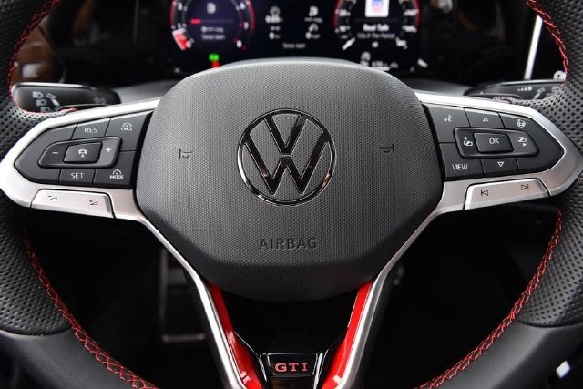 2026 Volkswagen Golf GTI Autobahn