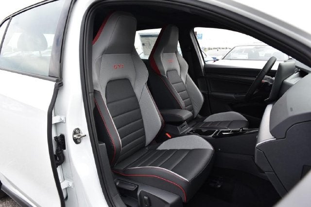 2026 Volkswagen Golf GTI Autobahn
