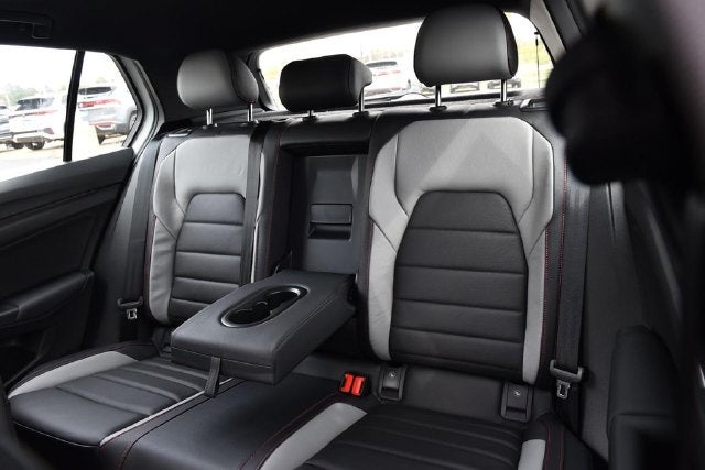 2026 Volkswagen Golf GTI Autobahn