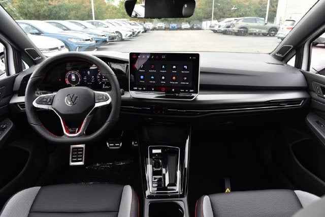 2026 Volkswagen Golf GTI Autobahn