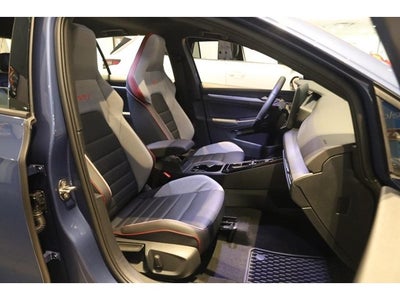 2026 Volkswagen Golf GTI 2.0T Autobahn