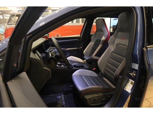 2026 Volkswagen Golf GTI 2.0T Autobahn