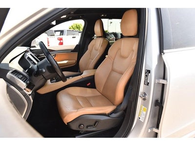 2019 Volvo XC90 T6 AWD Momentum