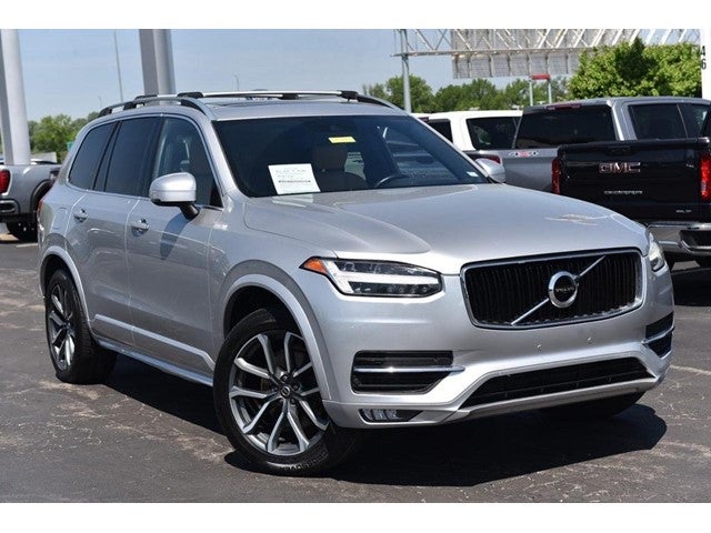 2019 Volvo XC90 T6 AWD Momentum
