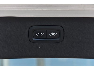 2019 Volvo XC90 T6 AWD Momentum