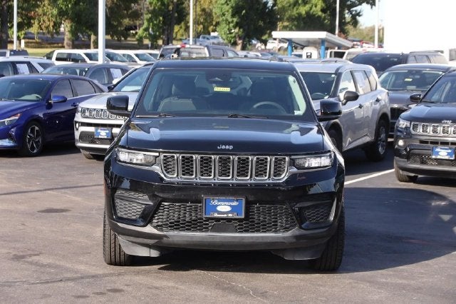 2023 Jeep Grand Cherokee Laredo